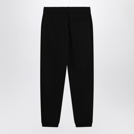 25FW 몽클레어 로고 패치 코튼 스웨트팬츠 8H0000289AZY Black - MONCLER