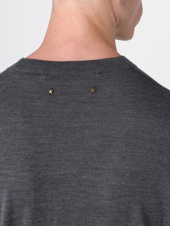 25FW 골든구스 라운드넥 스웨터 GMP00947P00066560304 Charcoal - GOLDEN GOOSE