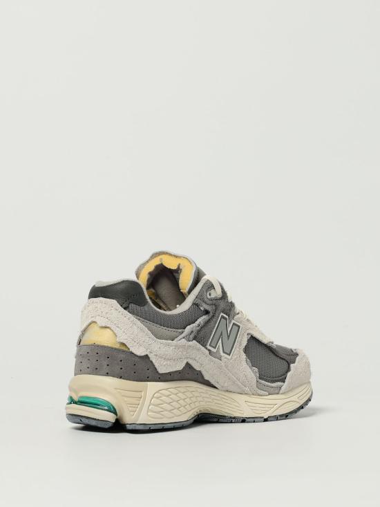 26SS 뉴발란스 2002R 스니커즈 M2002RDA Grey - NEW BALANCE