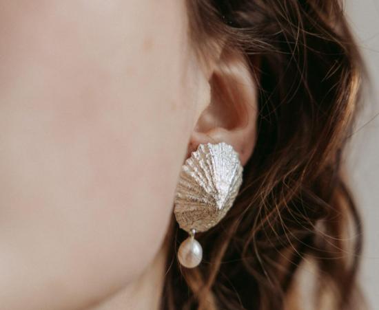  사스키아 디츠 이어링 사스키아 디에즈 림펫 펄 이어 스터드