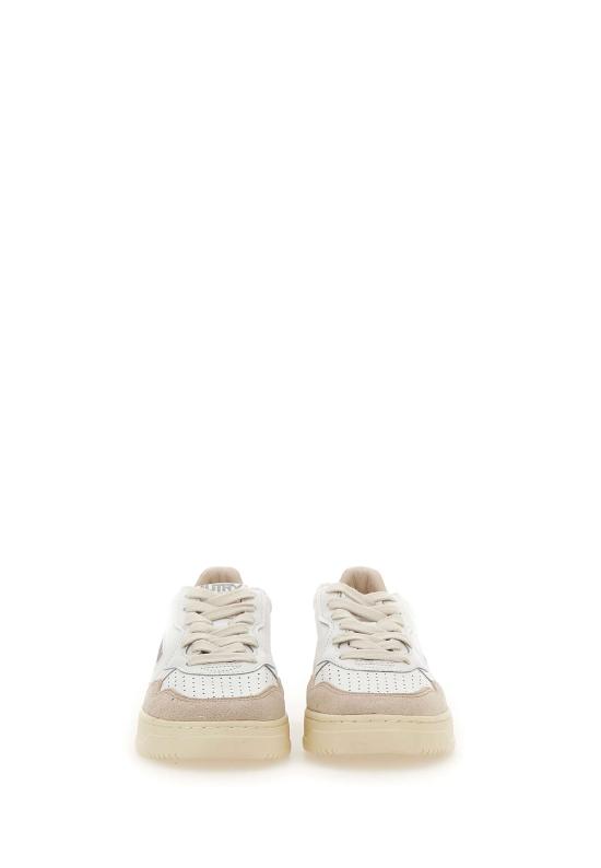 24FW 오트리 메달리스트 로우 스니커즈 AULW LS75 White - AUTRY