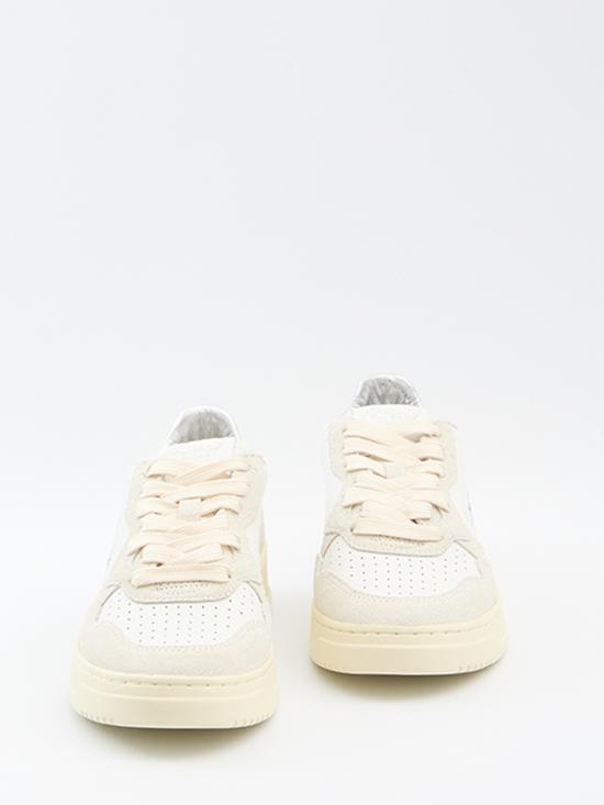 25FW 오트리 메달리스트 로우 스니커즈 AULWTA01 White - AUTRY