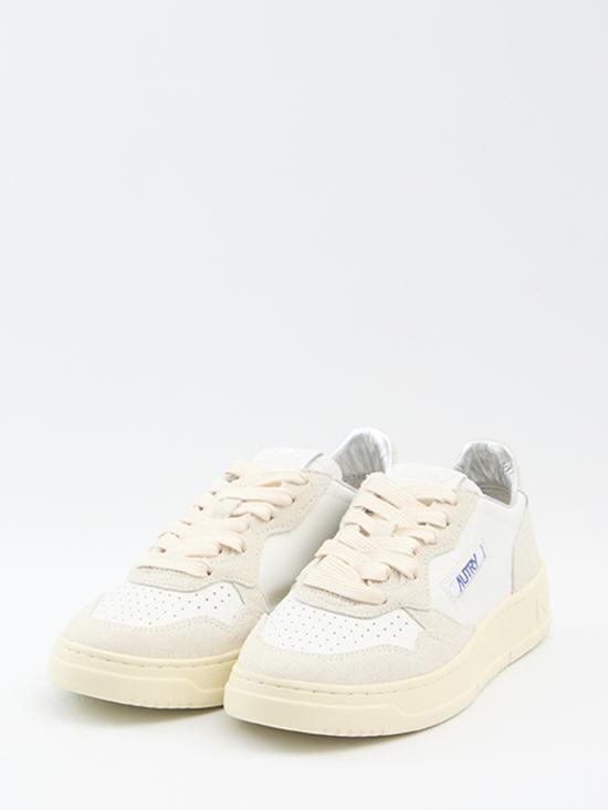 25FW 오트리 메달리스트 로우 스니커즈 AULWTA01 White - AUTRY