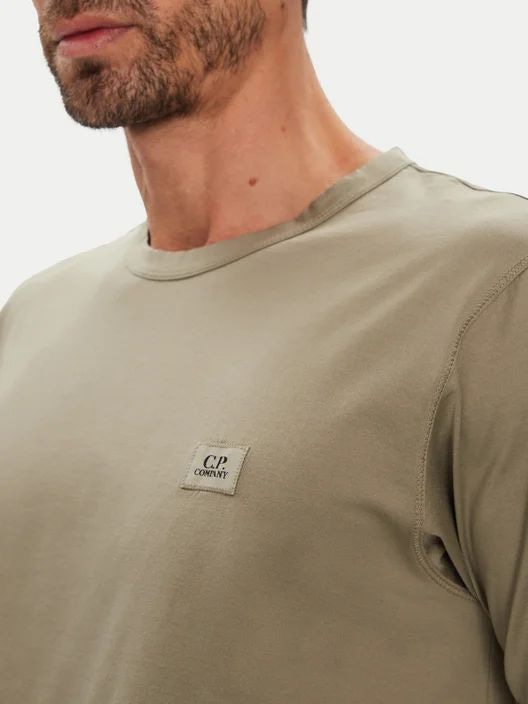 25FW 씨피 컴퍼니 반팔 티셔츠 19CMTS132A006374G FALLENROCK356 - C.P. COMPANY