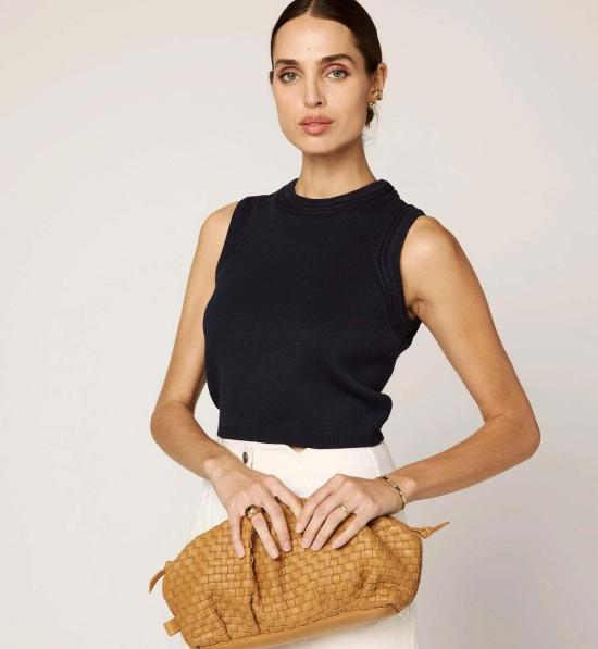  클레오벨라 민소매 티셔츠 제이드 탑 - CLEOBELLA