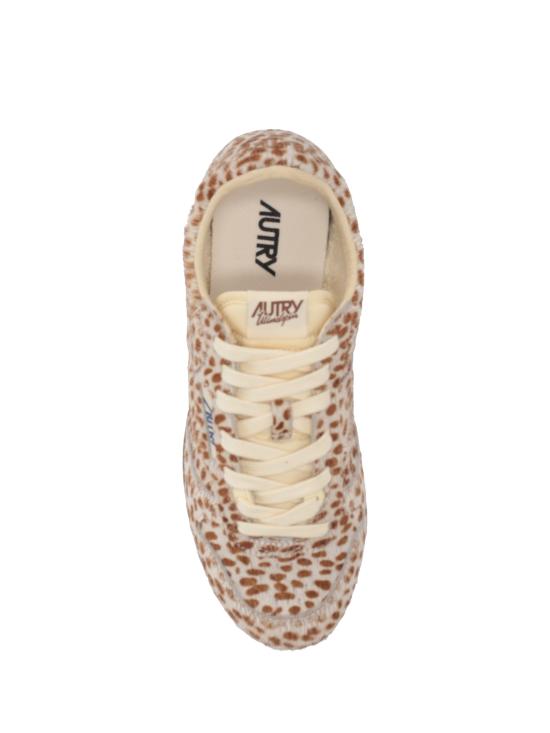 25FW 오트리 WINDSPIN 윈드스핀 스니커즈 WSLWYN 04 ANIM IVORY - AUTRY