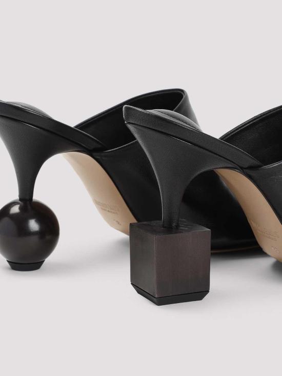 25FW 자크뮈스 뮬/슬리퍼 25E251FO1613073990 Black - JACQUEMUS