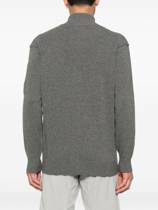 25FW 씨피 컴퍼니 램스울 GRS 풀 집 스웨터  19CMKN708A110149A921 GUNMETAL DOM - C.P. COMPANY