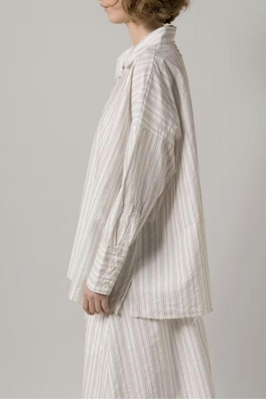  Aequamente 셔츠 에콰멘테 스트라이프 오버사이즈 버튼 다운 셔츠 스트라이프 - AEQUAMENTE