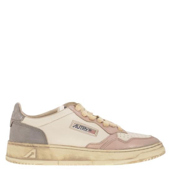 25FW 오트리 슈퍼 빈티지 메달리스트 로우 레더 스니커즈 AVLW WHITE PINK