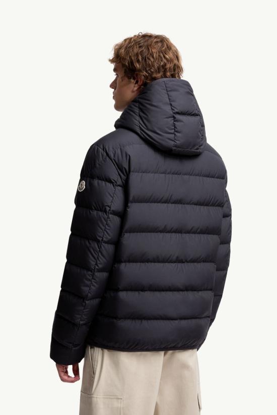 25FW 몽클레어 Montbrocq 몬트브로크 후드 쇼트 다운 자켓  K20911A00224597YW 778 NAVY - MONCLER