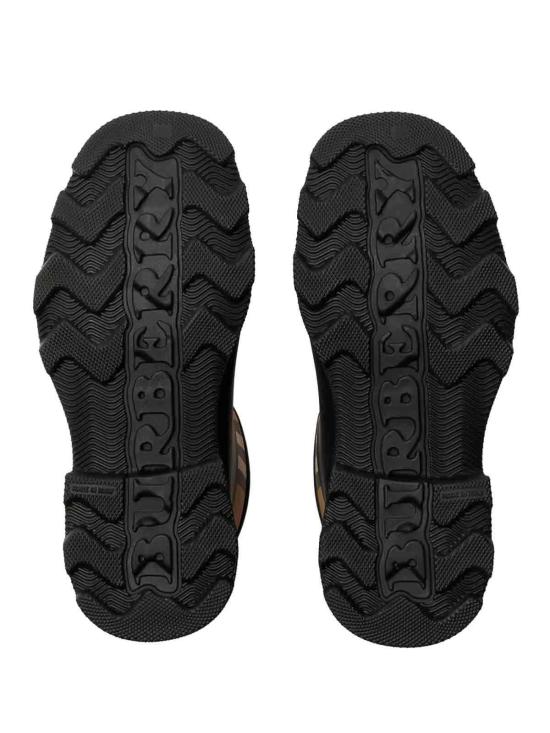  버버리 마쉬 스탬프 로우 부츠 8111712 Black - BURBERRY