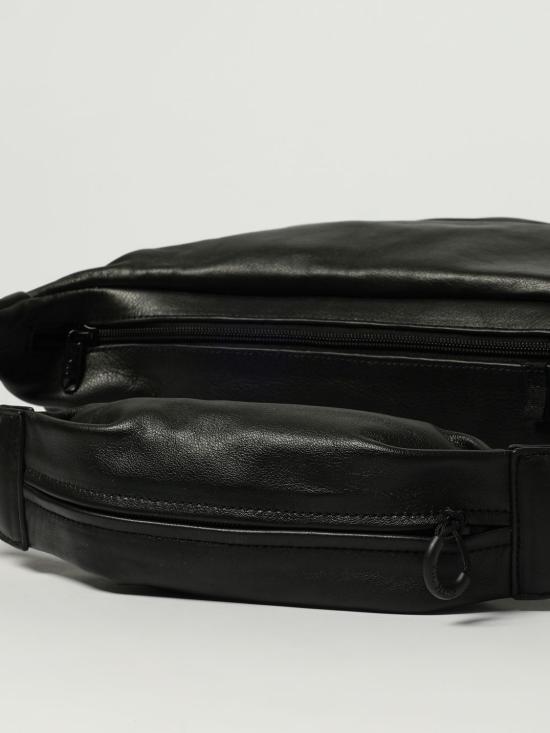 25FW 빅마티 벨트백 1F0800TH999C070 101 Black - VIC MATIE