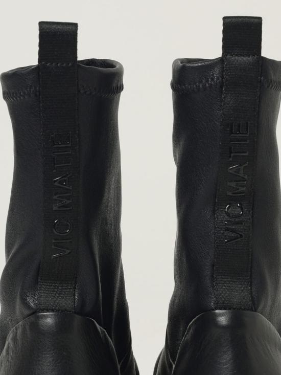 25FW 빅마티 부츠 1H4012DV14BOWB 001 Black - VIC MATIE