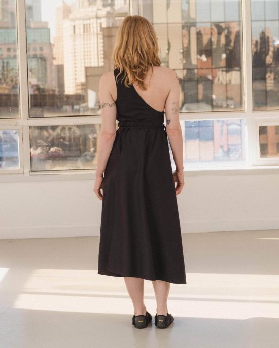  베이스레인지 롱 원피스 아이 드레스 블랙 - BASERANGE