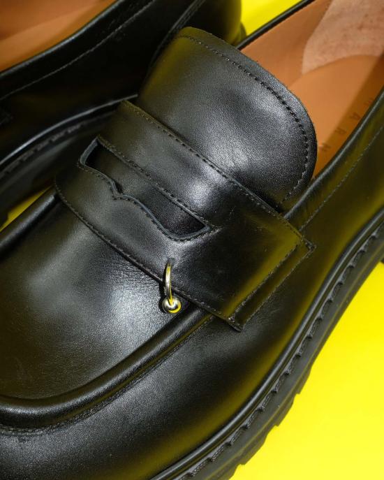  마르니 부츠 가죽 피어싱 모카신 블랙 - MARNI