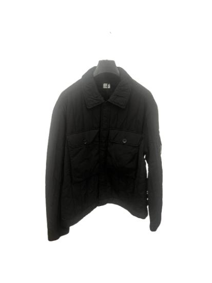 25FW 씨피 컴퍼니 GD 라이너 숏 패디드 자켓 19CMOW080A110437G999 BLACK DOM