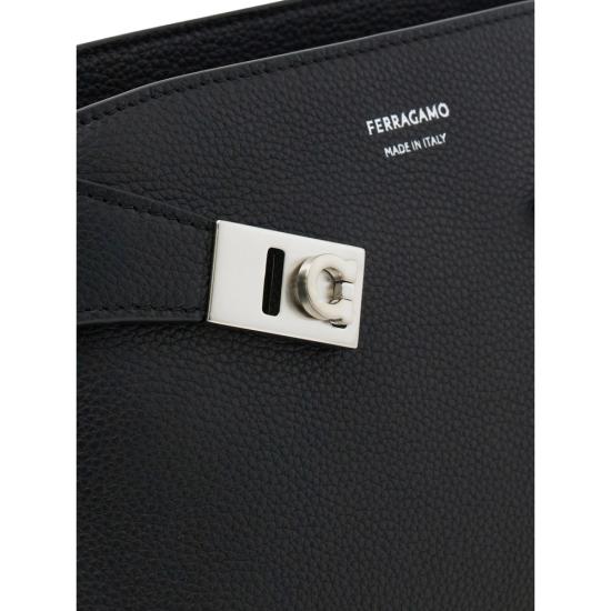 25FW 살바토레 페라가모 벨트백 241839 0787850 NERO BLACK - SALVATORE FERRAGAMO