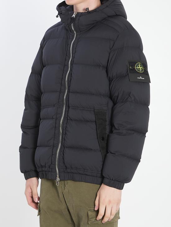 25FW 스톤 아일랜드 심리스 터널 나일론 다운 TC 후드 다운 자켓 K2S154100040S0028 V0029 BLACK - STONE ISLAND