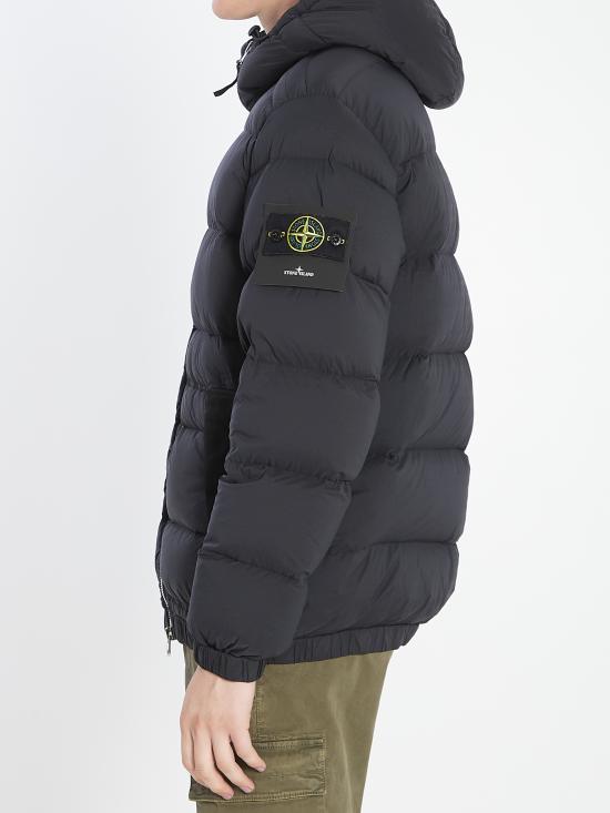 25FW 스톤 아일랜드 심리스 터널 나일론 다운 TC 후드 다운 자켓 K2S154100040S0028 V0029 BLACK - STONE ISLAND