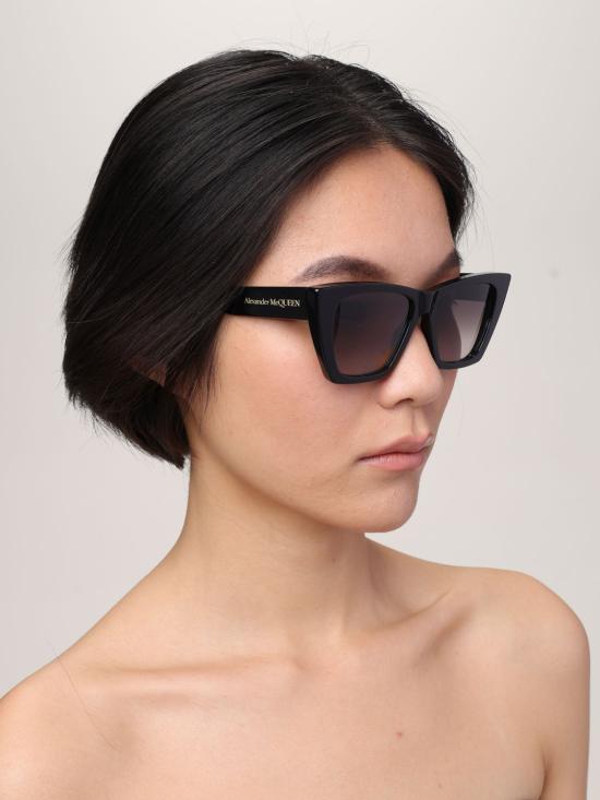 25FW 알렉산더 맥퀸 선글라스 AM0299S 001 Black - ALEXANDER MCQUEEN