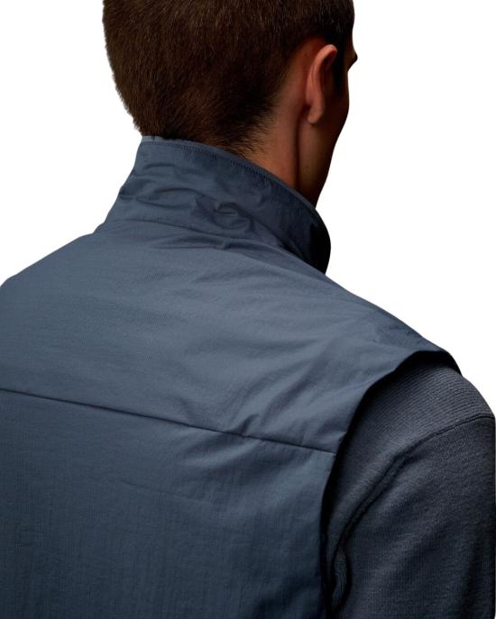 25FW 씨피 컴퍼니 베스트 19CLVE008A110400A 871 ORION BLUE - C.P. COMPANY