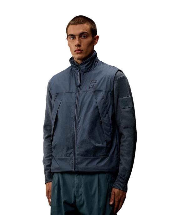 25FW 씨피 컴퍼니 베스트 19CLVE008A110400A 871 ORION BLUE - C.P. COMPANY