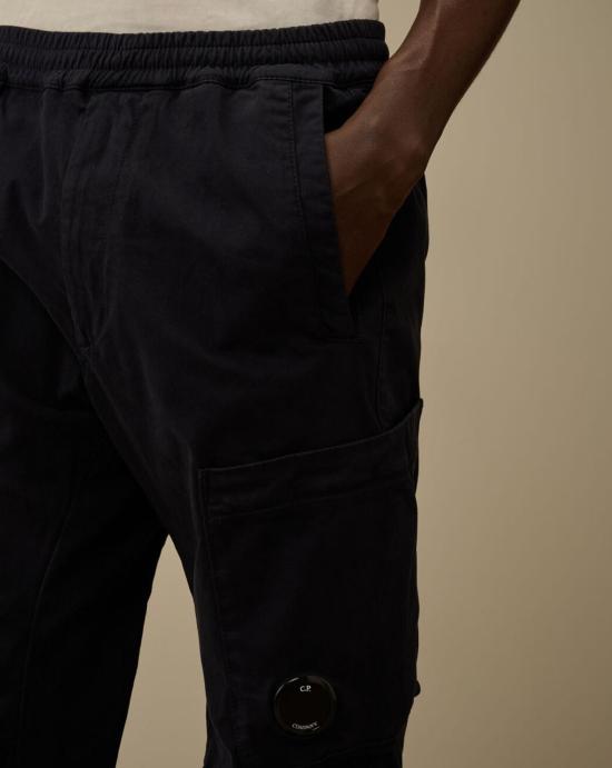 25FW 씨피 컴퍼니 스트레이트 팬츠 19CMPA211A005529G 888 Total eclipse - C.P. COMPANY