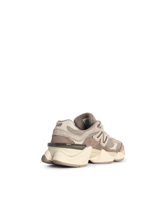 26FW 뉴발란스 9060 스니커즈 U9060ERCMUSHROOM Brown - NEW BALANCE