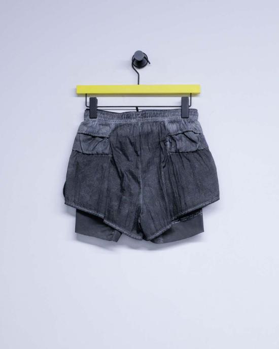  새티스파이 숏팬츠 세티스파이 에이지드 블랙 리피 3인치 트레일 반바지 - SATISFY