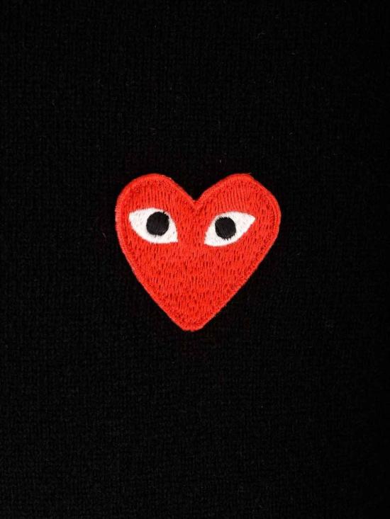  꼼데가르송 플레이 레드 하트 크루넥 스웨터 AXN0680511 Black - COMME DES GARCONS