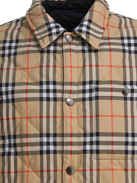 25FW 버버리 브라이튼 리버시블 퀼티드 나일론 자켓 8110270 BLACK DOM - BURBERRY