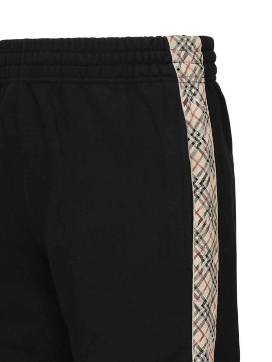  버버리 체크 트리밍 코튼 조깅 팬츠 8110791 Black - BURBERRY