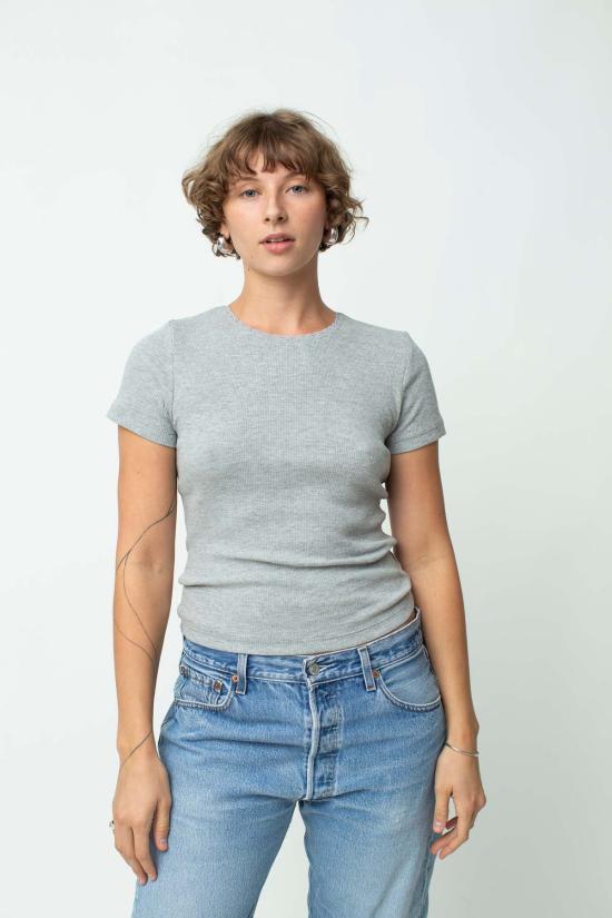  도니 반팔 티셔츠 . 빈티지 리브 레이스 티셔츠 헤더 그레이