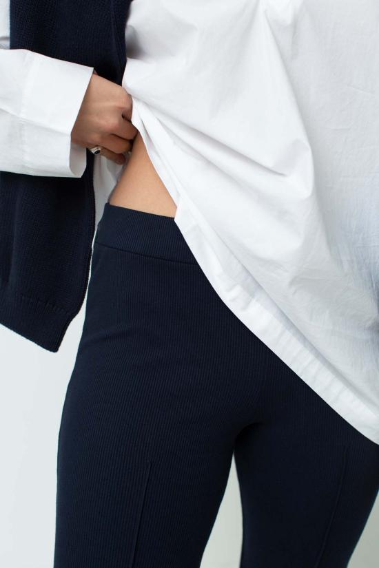  도니 데님 팬츠 . 리브킥 플레어 팬츠 네이비 - DONNI.