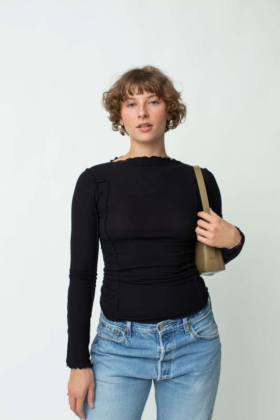  베이스레인지 긴팔 티셔츠 오마토 롱슬리브 탑 - BASERANGE