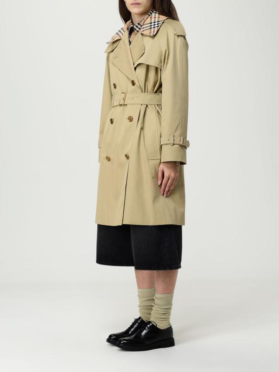 25FW 버버리 미드 렝스 체크 칼라 캐슬포드 트렌치코트 8111564 Beige - BURBERRY