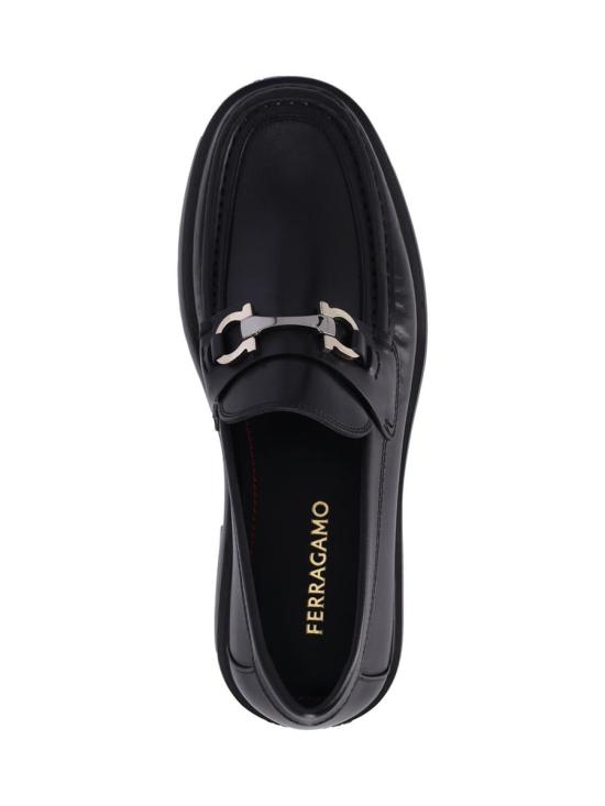 25FW 살바토레 페라가모 로퍼 768108002 Black - SALVATORE FERRAGAMO