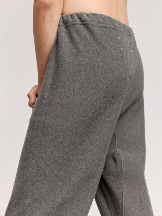  마르지엘라 트레이닝/조거 팬츠 메종  코튼 스트레치 컷아웃 스웨트팬츠 - MAISON MARGIELA