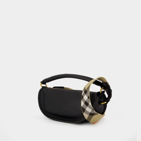 25SS 버버리 B 클립 카프스킨 숄더백 8109115 A1189 BLACK - BURBERRY