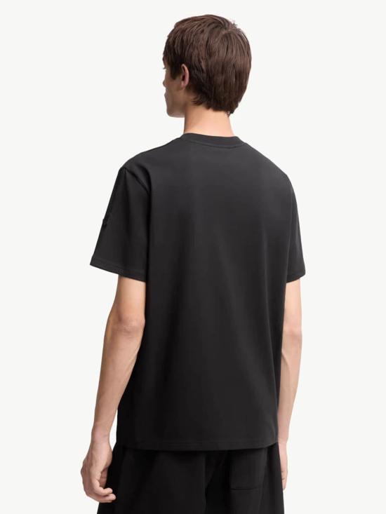 25FW 몽클레어 반팔 티셔츠 K20918C0001389AJS 998 Black - MONCLER