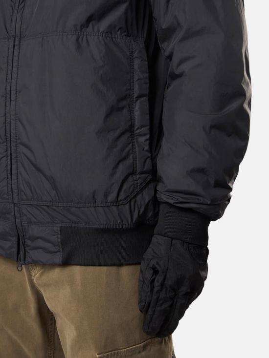 25FW 스톤 아일랜드 크링클랩스 안티 드롭 윈드 레지스턴스 패디드 자켓  K2S154100013S0A23 V0029 Black - STONE ISLAND