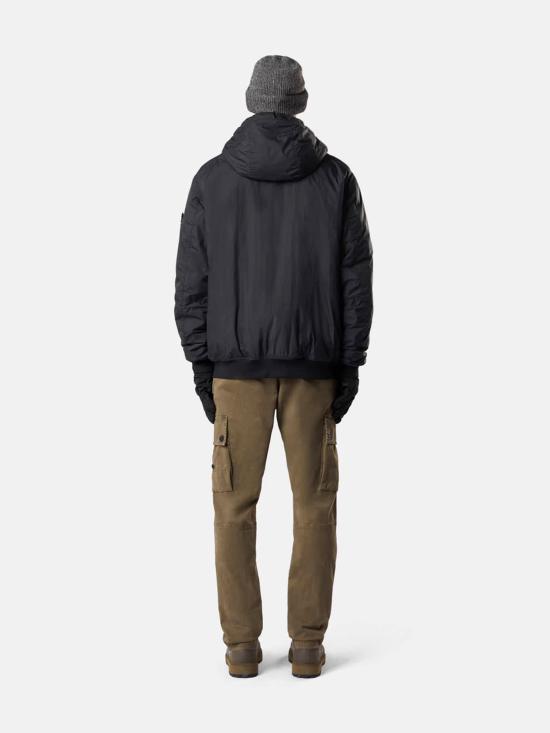 25FW 스톤 아일랜드 크링클랩스 안티 드롭 윈드 레지스턴스 패디드 자켓  K2S154100013S0A23 V0029 Black - STONE ISLAND