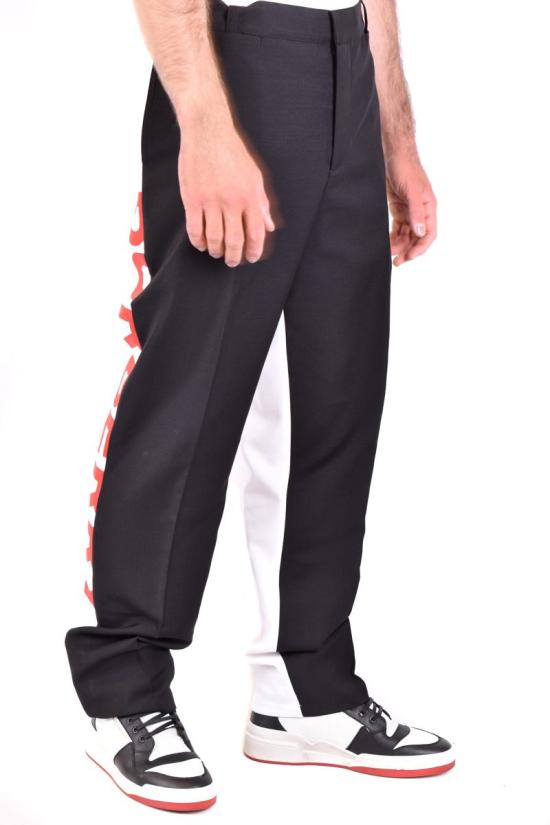  버버리 숏팬츠 4559027 1004 Black - BURBERRY