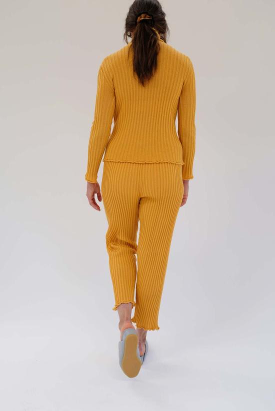  베클리나 스트레이트 팬츠 메리노 리브 조거 사프란 - BEKLINA