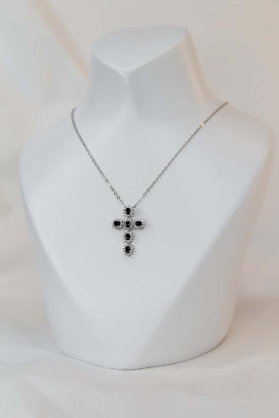  더 엔케이씨 스토어 목걸이/팬던트 Nkc 스토어 실버 블랙 스톤 십자가 목걸이 - The NKC Store
