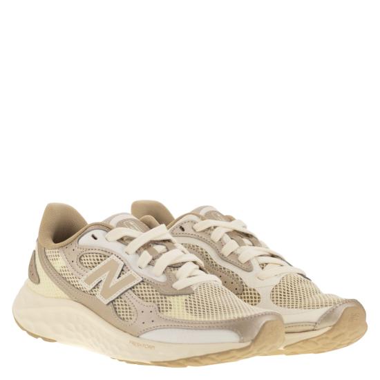 25FW 뉴발란스 스니커즈 WARIS BEIGE - NEW BALANCE