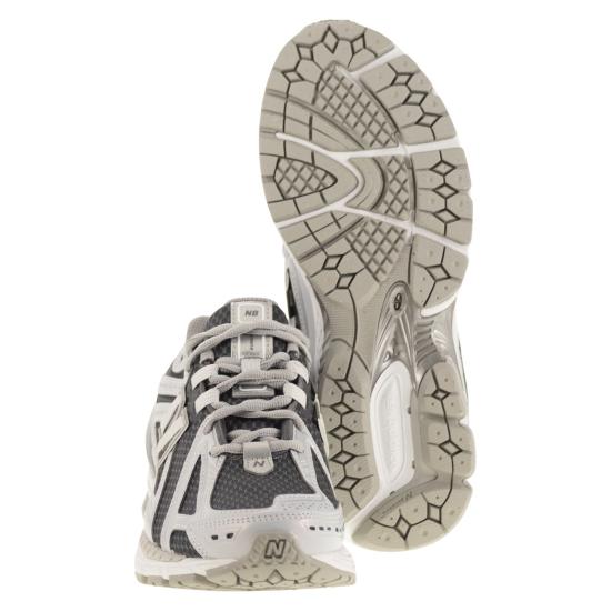 25FW 뉴발란스 스니커즈 U1906 GREY - NEW BALANCE