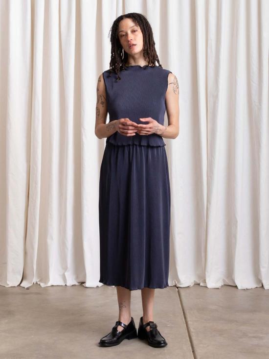  알리 골든 민소매 티셔츠 하이넥 플리츠 탱크탑 - ALI GOLDEN