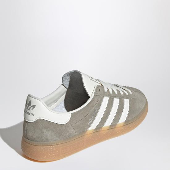 25FW 아디다스 뮌헨 스니커즈 JS3990LE Grey - ADIDAS